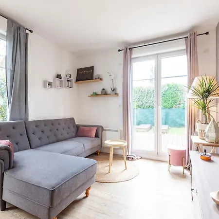 Cosy Cocoon - Fairytale Factory * Bussy-Saint-Georges